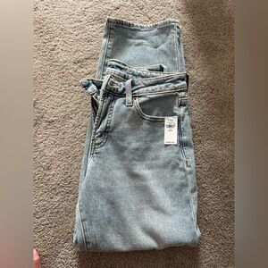 Old Navy Women's Light Blue Straight Leg Jeans
